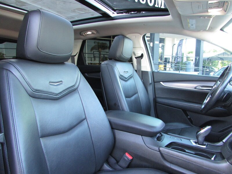 Used 2019 Cadillac XT5 Luxury FWD image 22