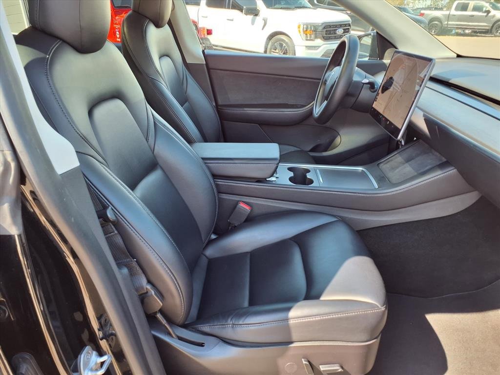 Used 2021 Tesla Model Y Long Range image 13