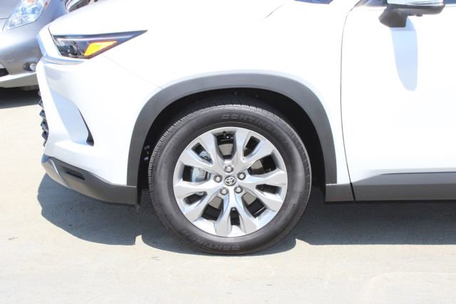 Used 2025 Toyota Grand Highlander AWD Hybrid image 4