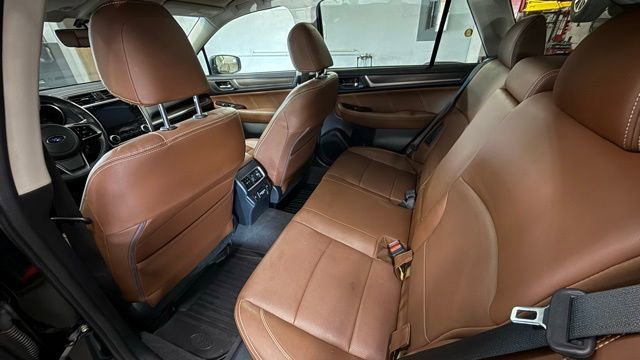 Used 2018 Subaru Outback 3.6R Touring w/ Popular Package #3 image 25