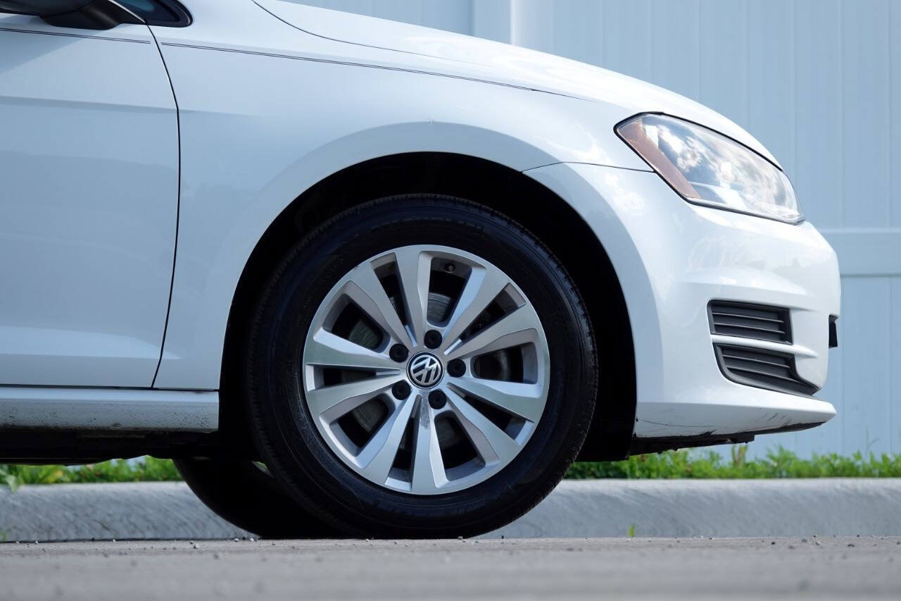Used 2015 Volkswagen Golf TDI S FWD image 30