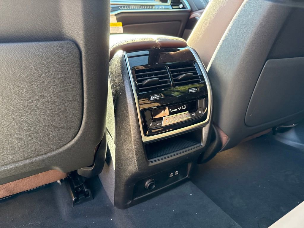 New 2026 BMW X7 xDrive40i w/ M Sport Package image 21