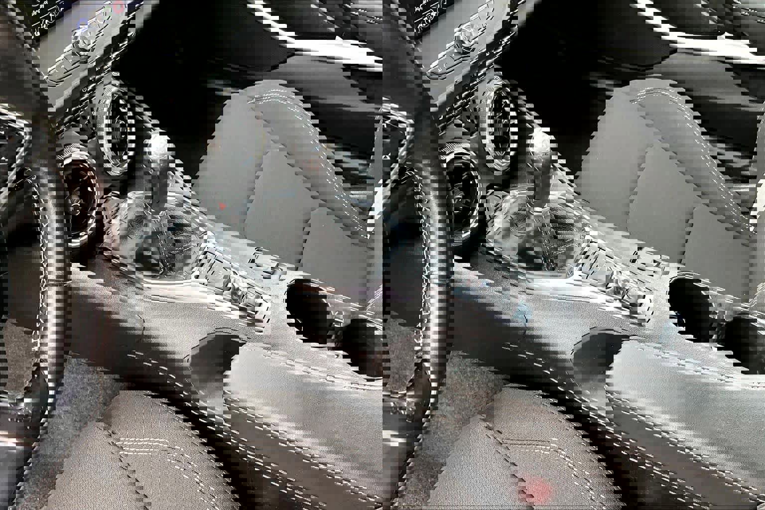 Used 2021 Chevrolet Camaro LT image 16