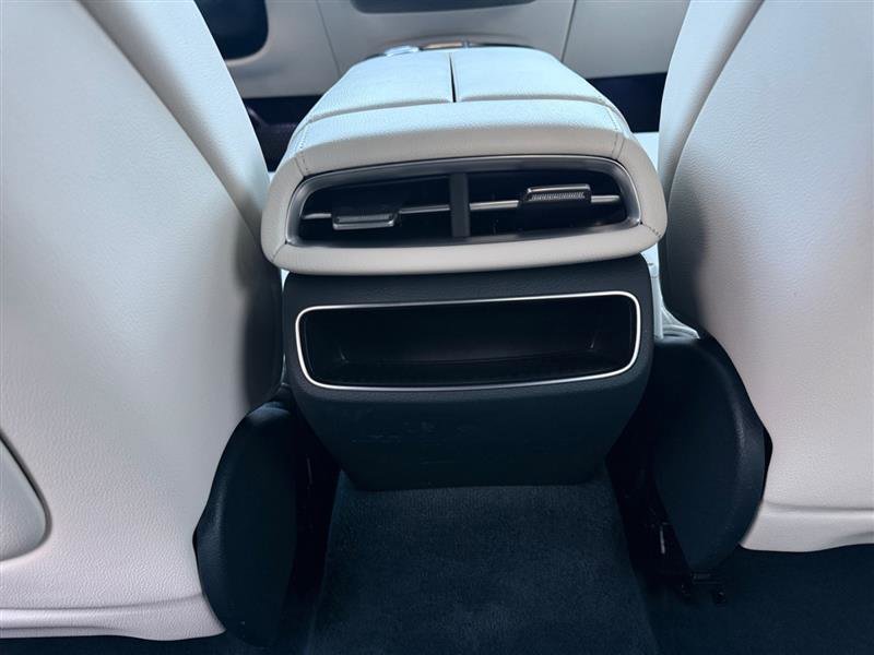 Used 2024 Genesis G80 image 31