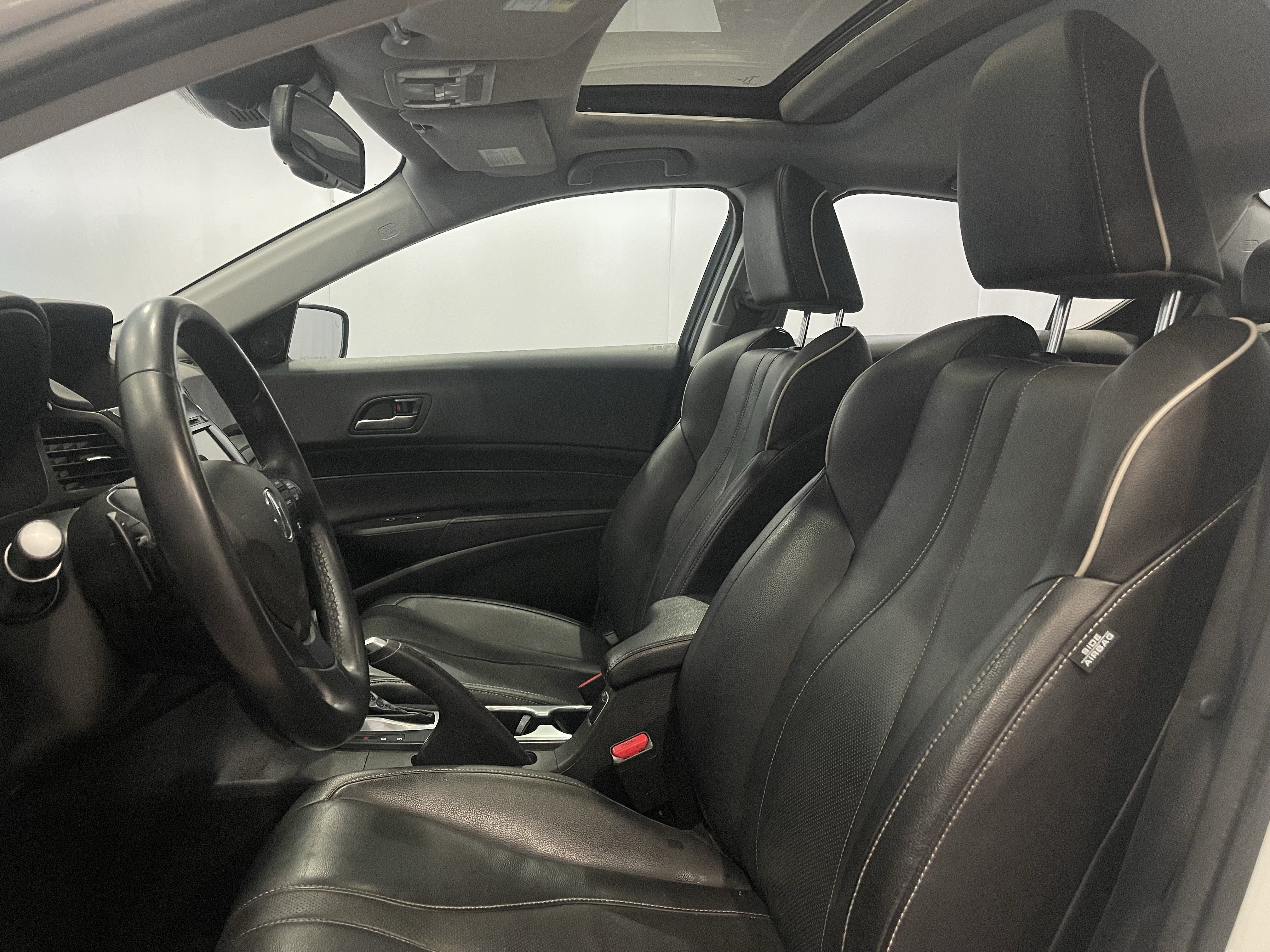 Used 2019 Acura ILX FWD image 14