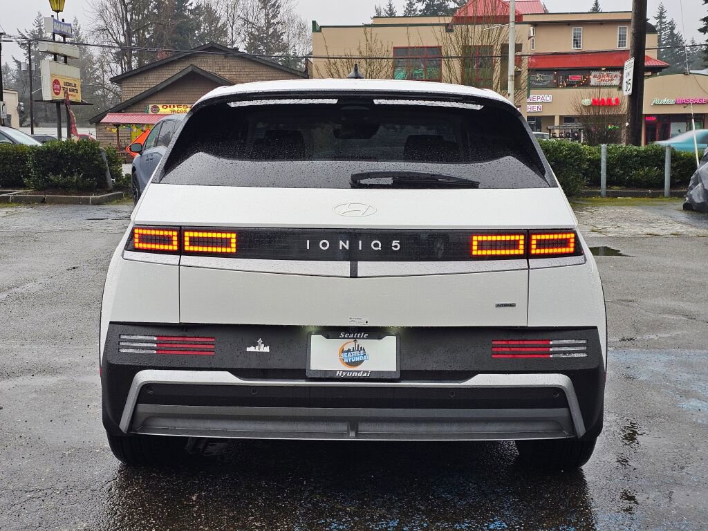 Used 2026 Hyundai Ioniq 5 SEL image 6