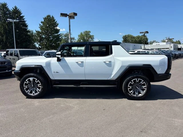 Used 2024 GMC Hummer EV 3X w/ LPO, Illumination Package AWD/4WD image 3