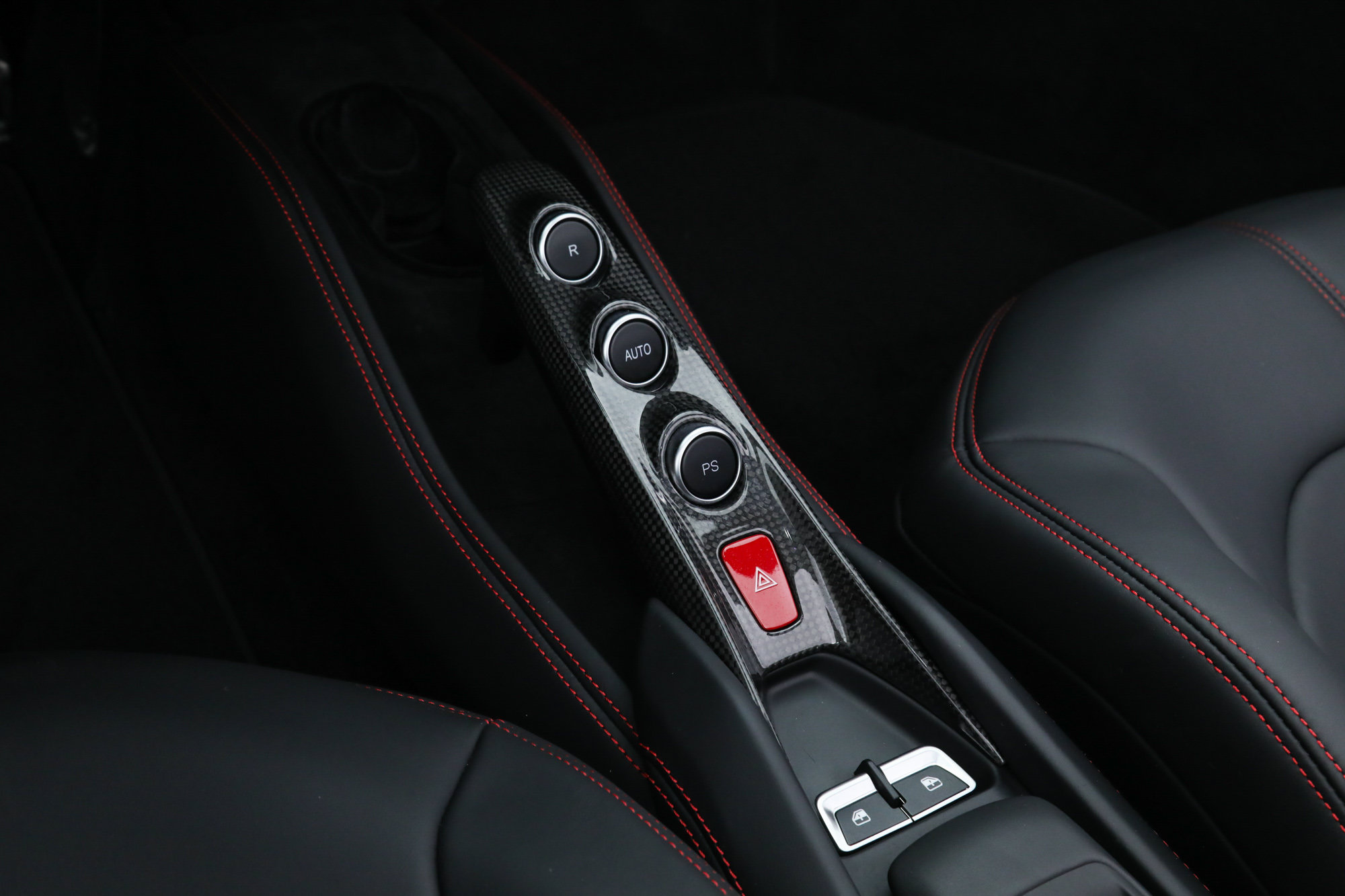 Certified 2023 Ferrari F8 Tributo RWD image 31