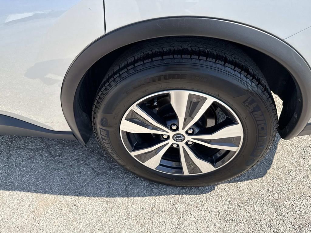 Used 2024 Nissan Murano SV image 25