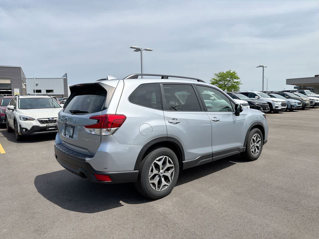 Used 2021 Subaru Forester Premium w/ Popular Package #1 AWD/4WD image 13