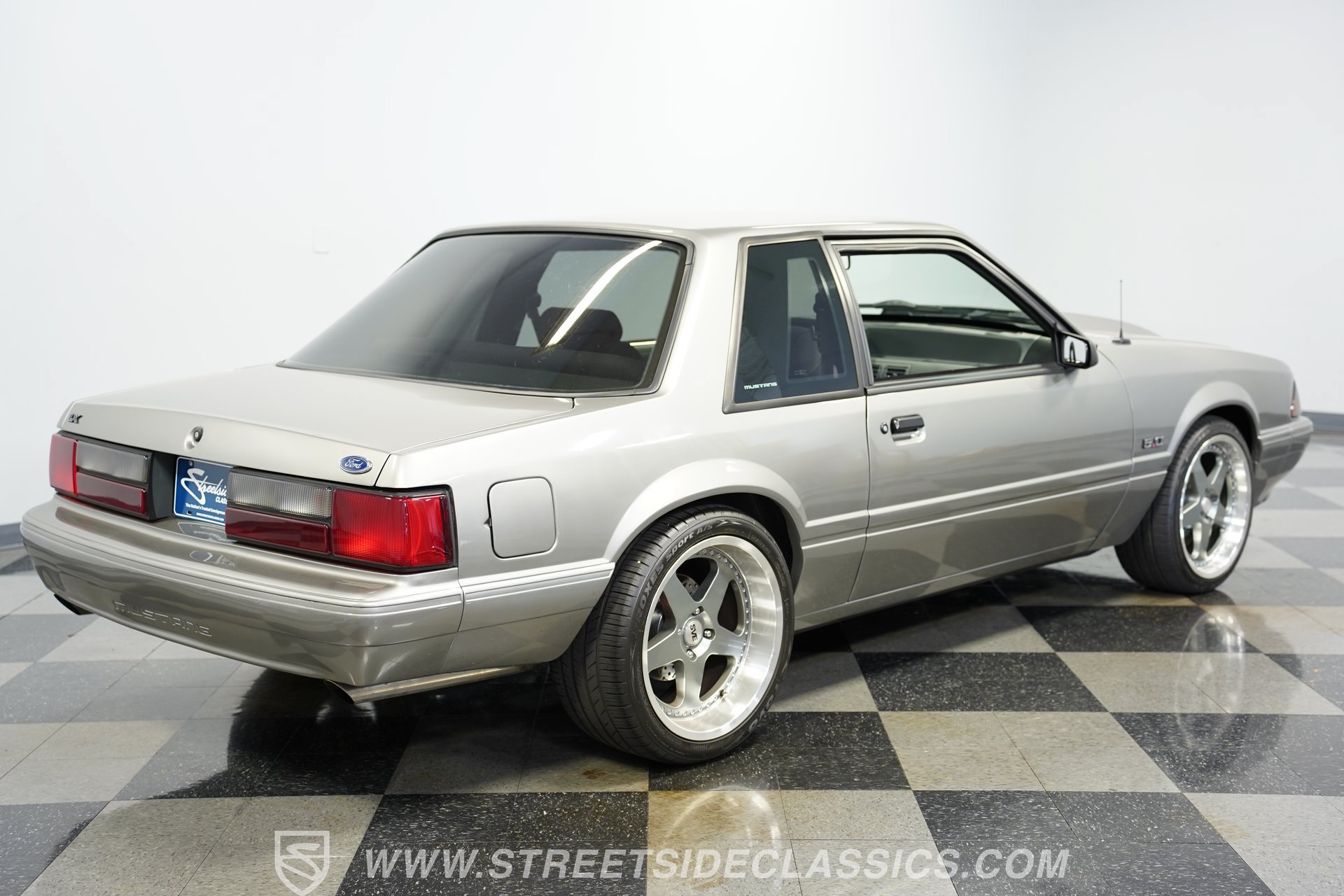 Used 1987 Ford Mustang LX RWD image 14