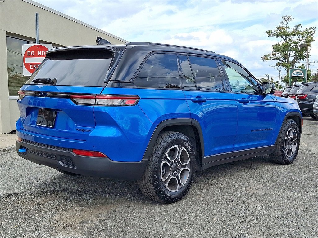 Used 2023 Jeep Grand Cherokee Trailhawk image 25