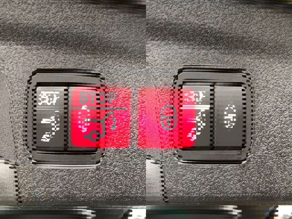 Used 2022 Mercedes-Benz GLE 350 4MATIC w/ Premium Package image 40