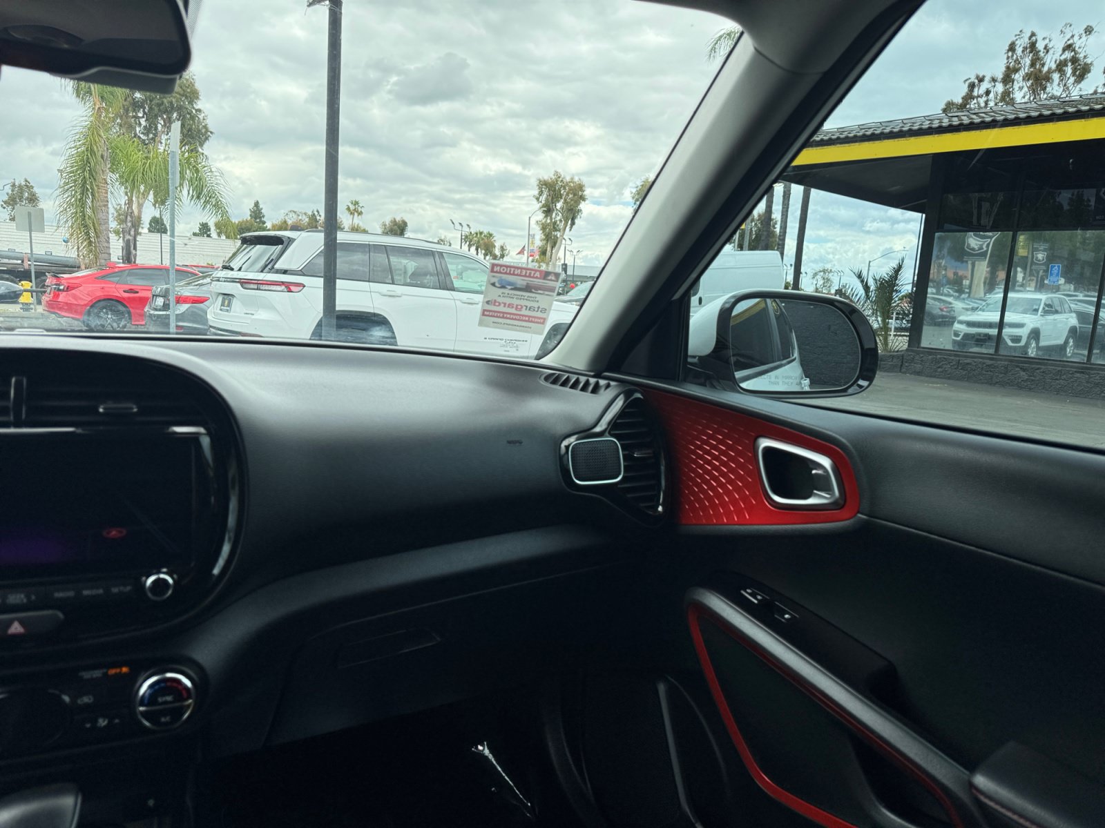 Used 2023 Kia Soul GT-Line FWD image 18