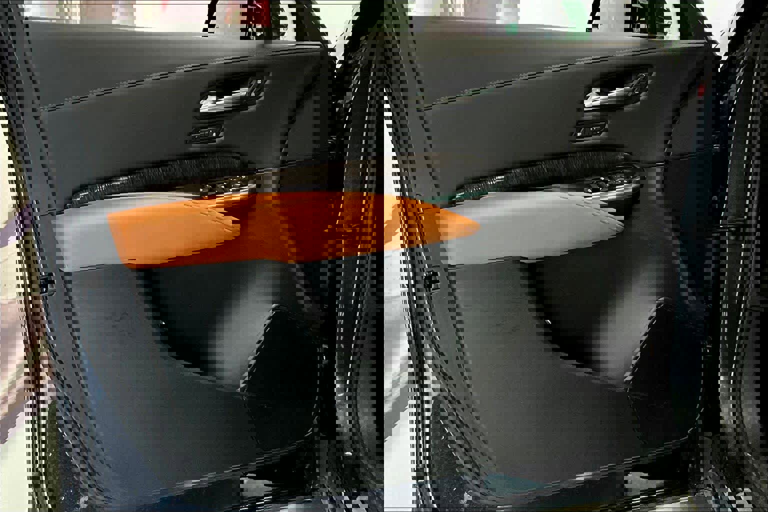 Used 2023 Cadillac XT4 Premium Luxury image 25