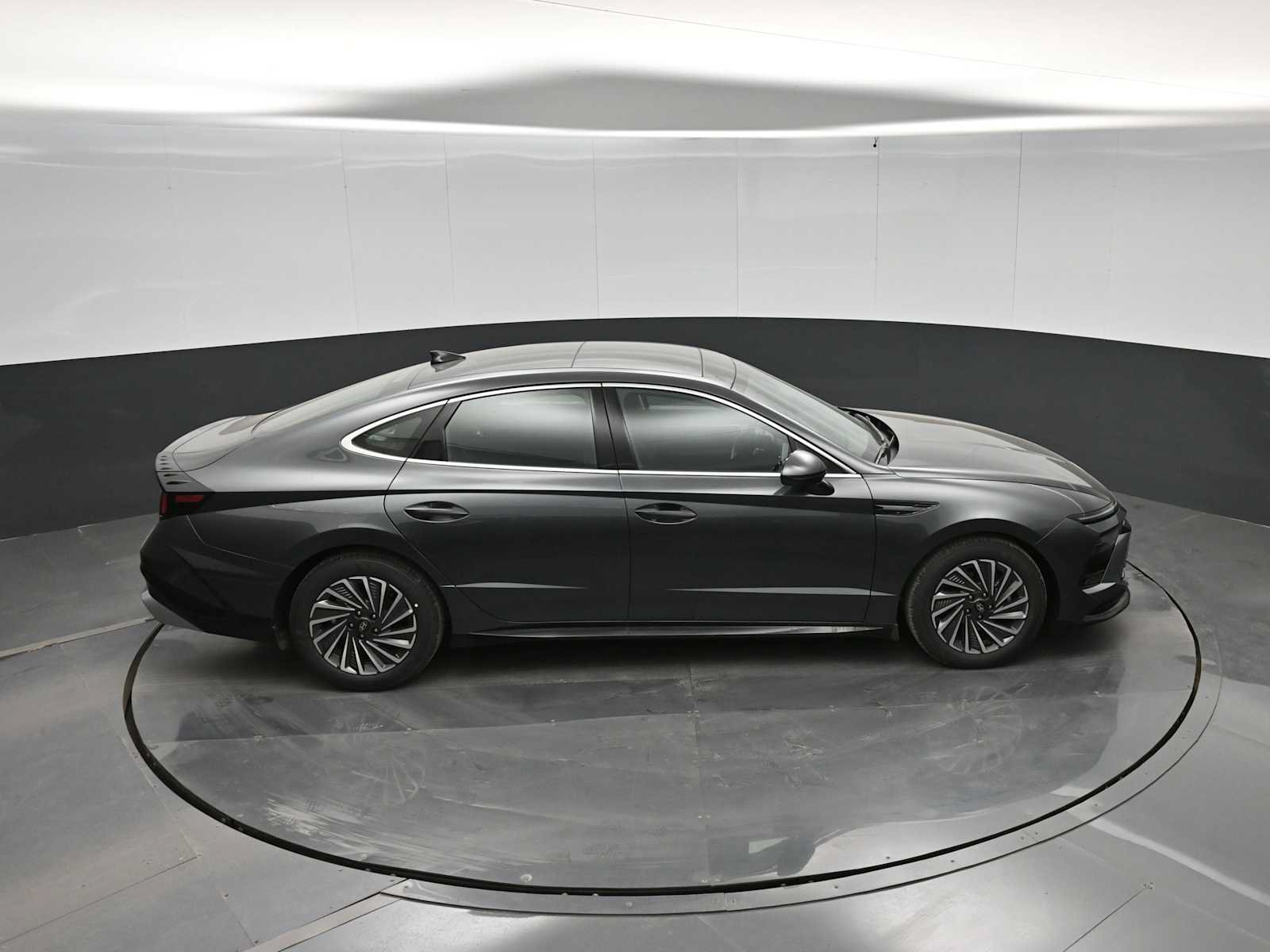New 2026 Hyundai Sonata SEL FWD image 31