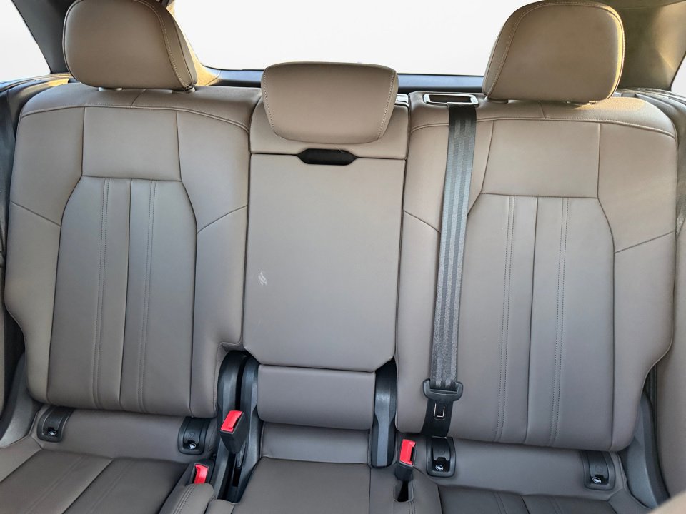 Certified 2025 Audi Q5 Premium w/ Convenience Package image 12