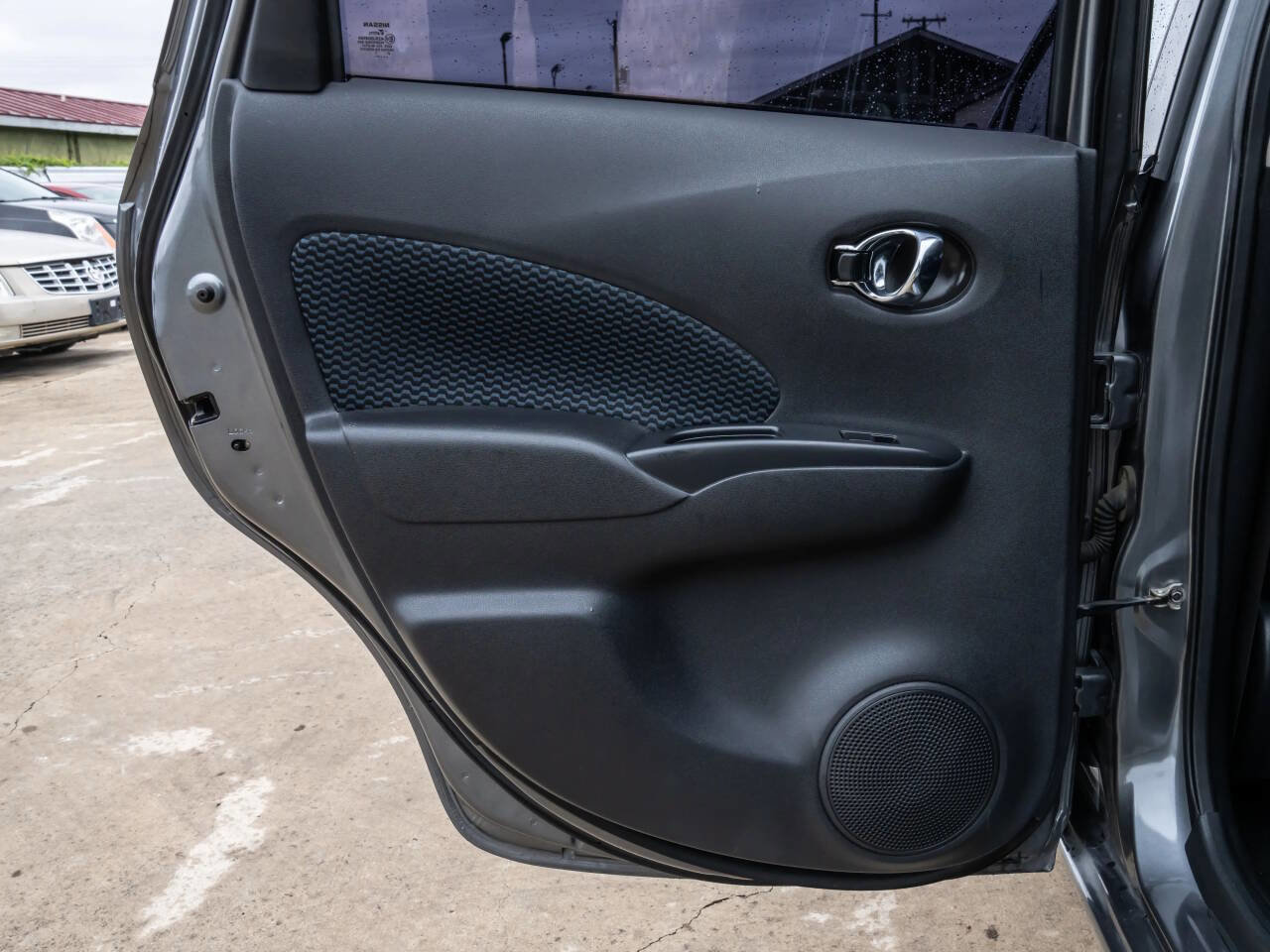 Used 2017 Nissan Versa Note SV image 11