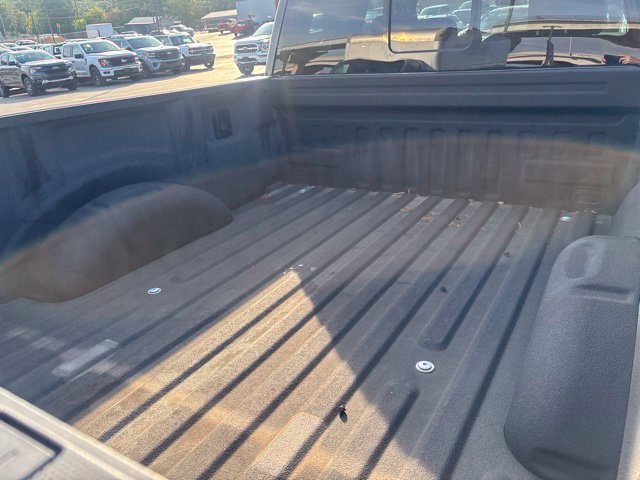 Used 2022 Ford F150 Lariat w/ Equipment Group 502A High AWD/4WD image 10