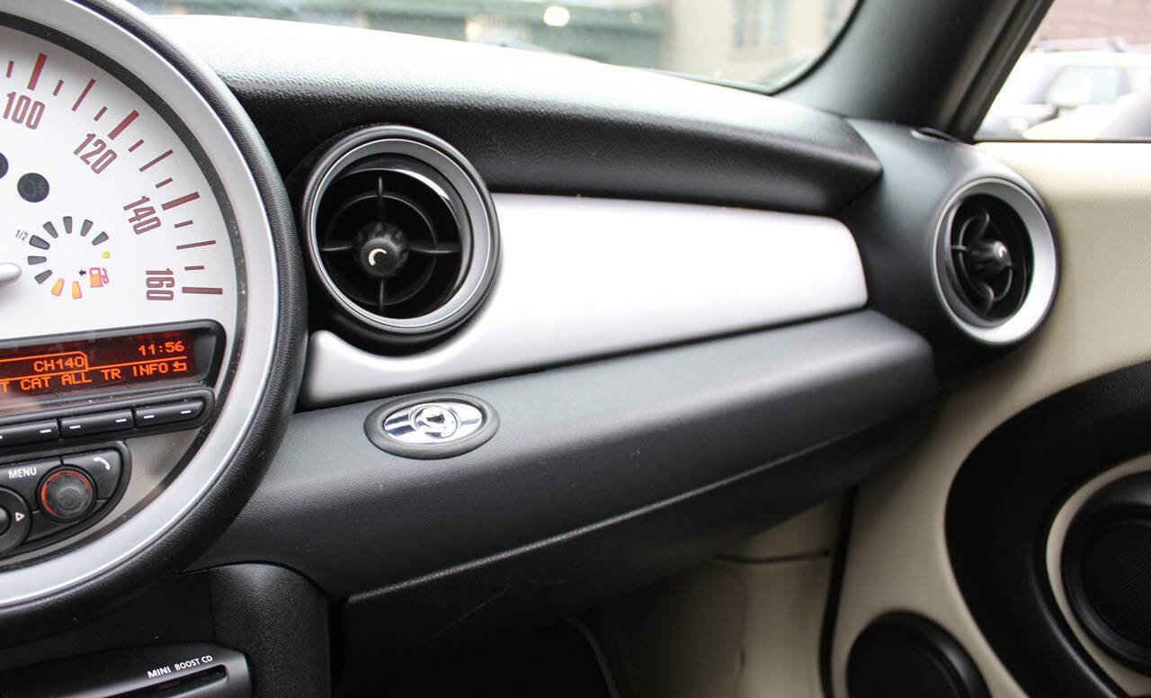 Used 2012 MINI Cooper Convertible image 25