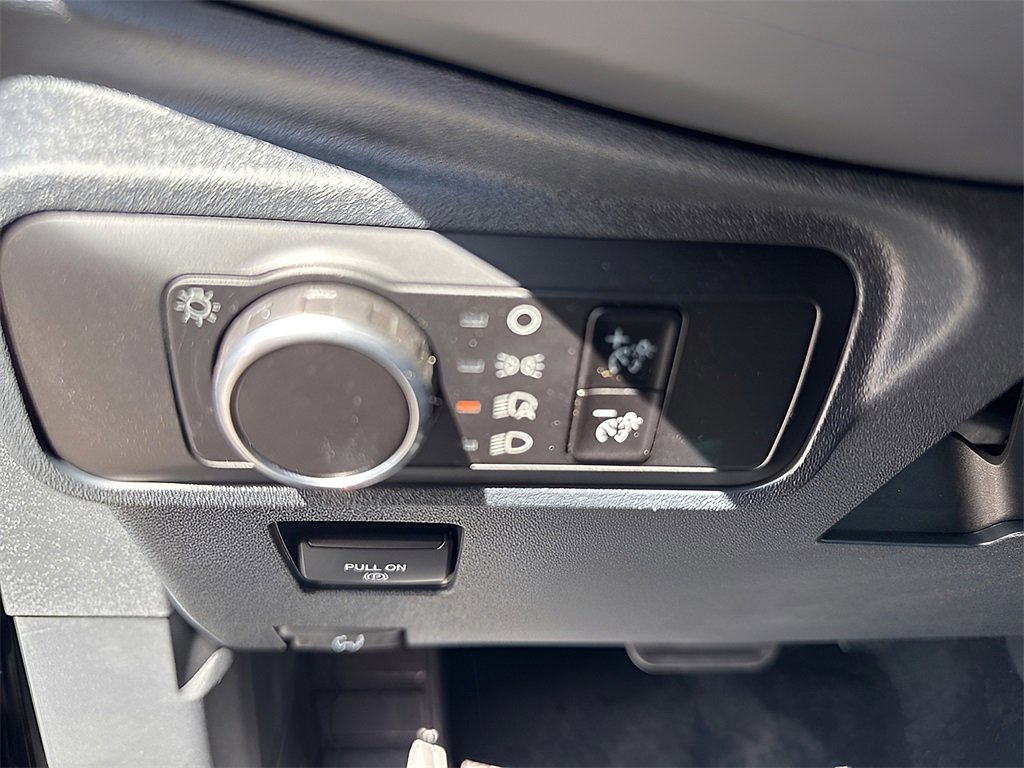 Used 2025 Ford Bronco Big Bend image 19