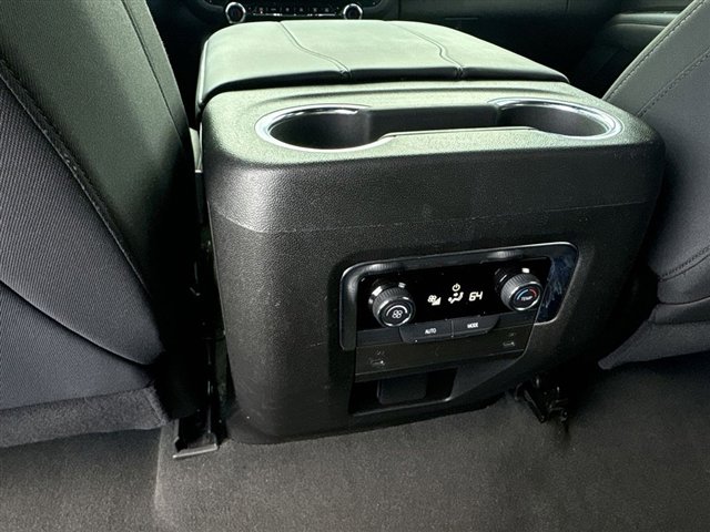 Used 2025 Chevrolet Suburban LS AWD/4WD image 21