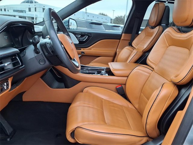 Used 2022 Lincoln Aviator Black Label image 5