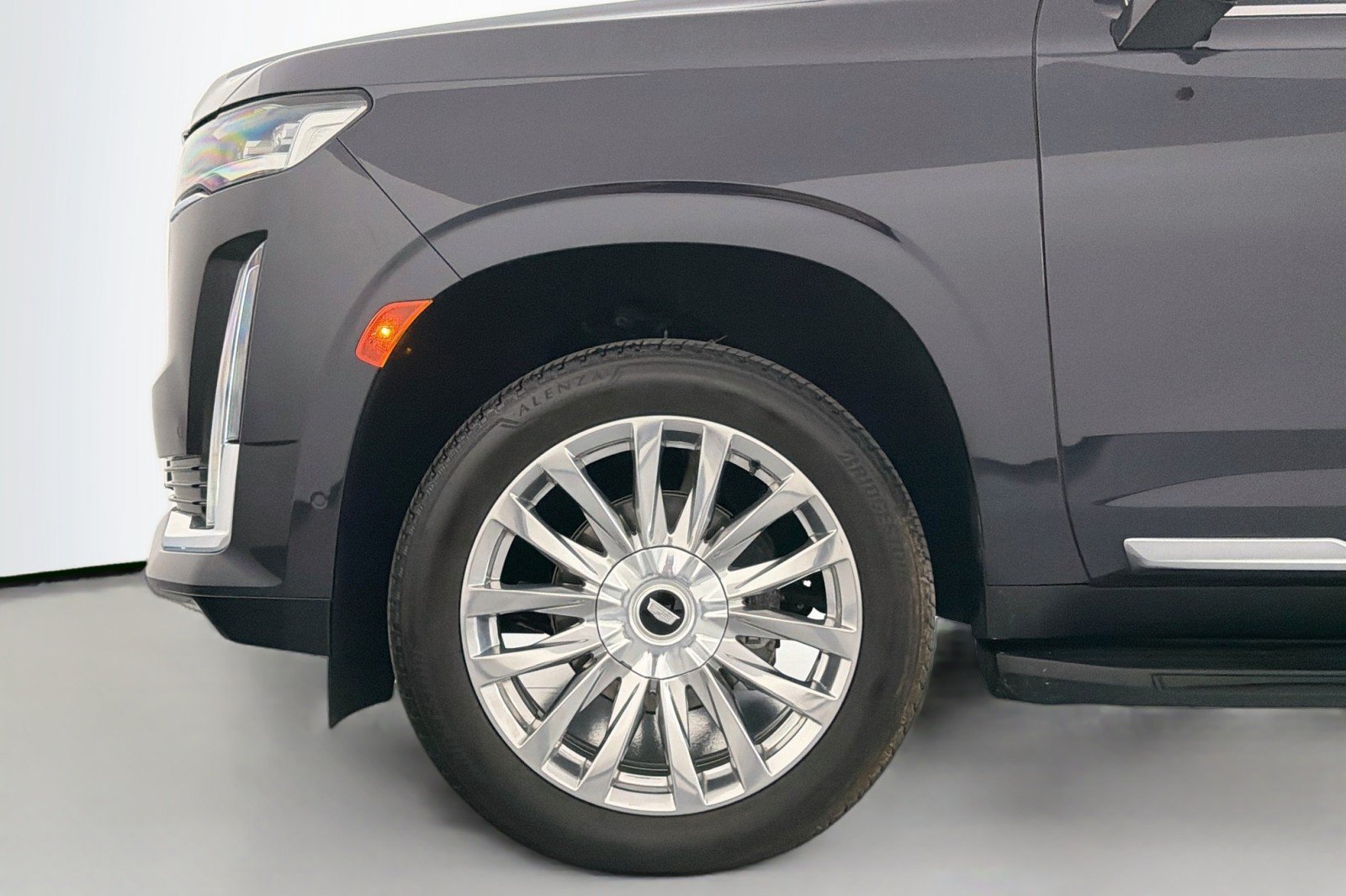 Used 2024 Cadillac Escalade Premium Luxury w/ LPO, Floor Liner Package AWD/4WD image 11