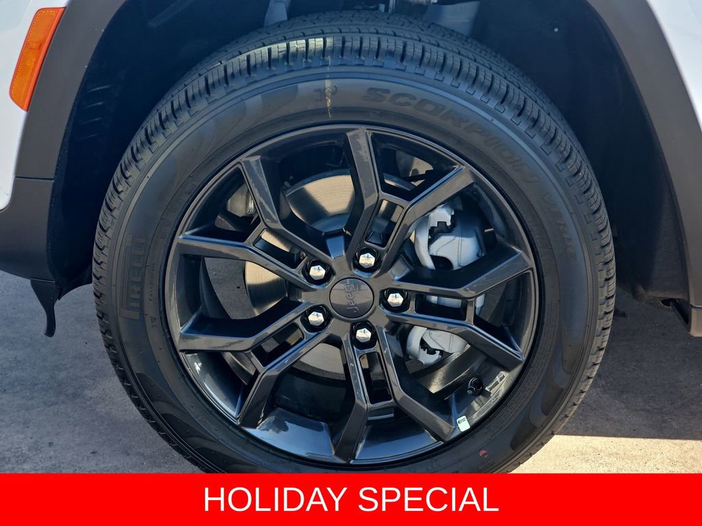 New 2025 Jeep Grand Cherokee Limited w/ Trailer Tow Package image 37