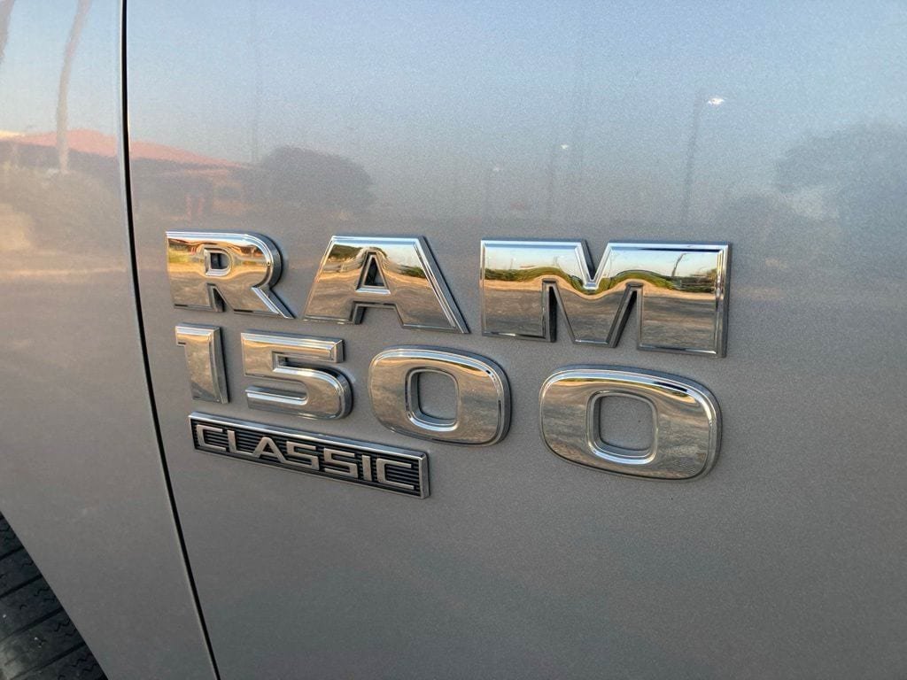 Used 2024 RAM 1500 Classic SLT AWD/4WD image 7