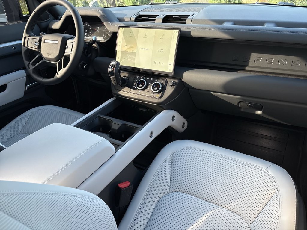 New 2026 Land Rover Defender 110 S AWD/4WD image 14