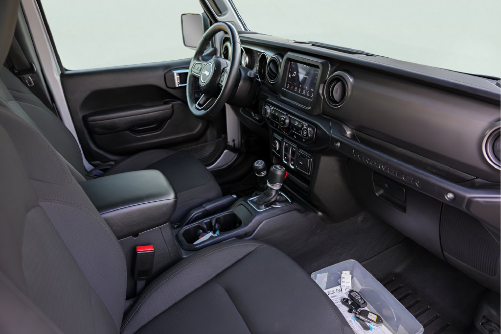 Used 2023 Jeep Wrangler Sport AWD/4WD image 27