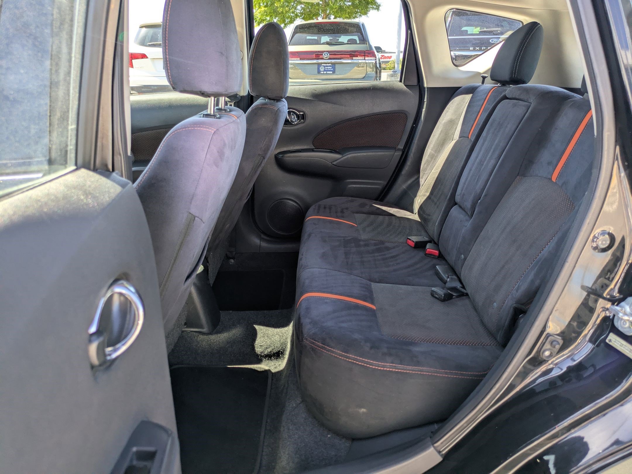 Used 2015 Nissan Versa Note SR FWD image 27
