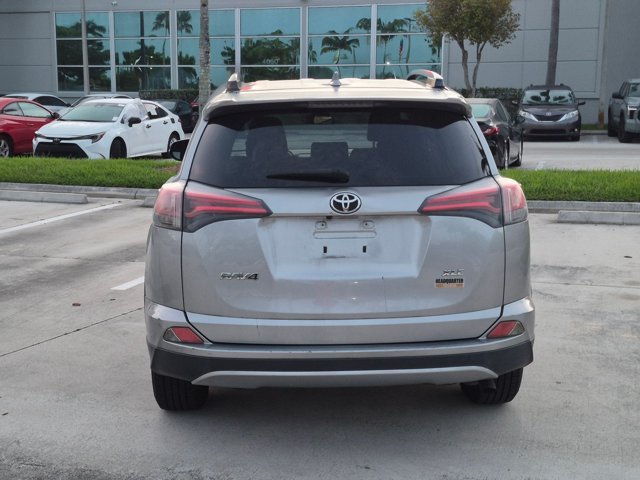 Used 2018 Toyota RAV4 XLE FWD image 6