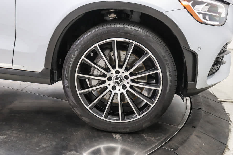 Certified 2022 Mercedes-Benz GLC 300 image 11