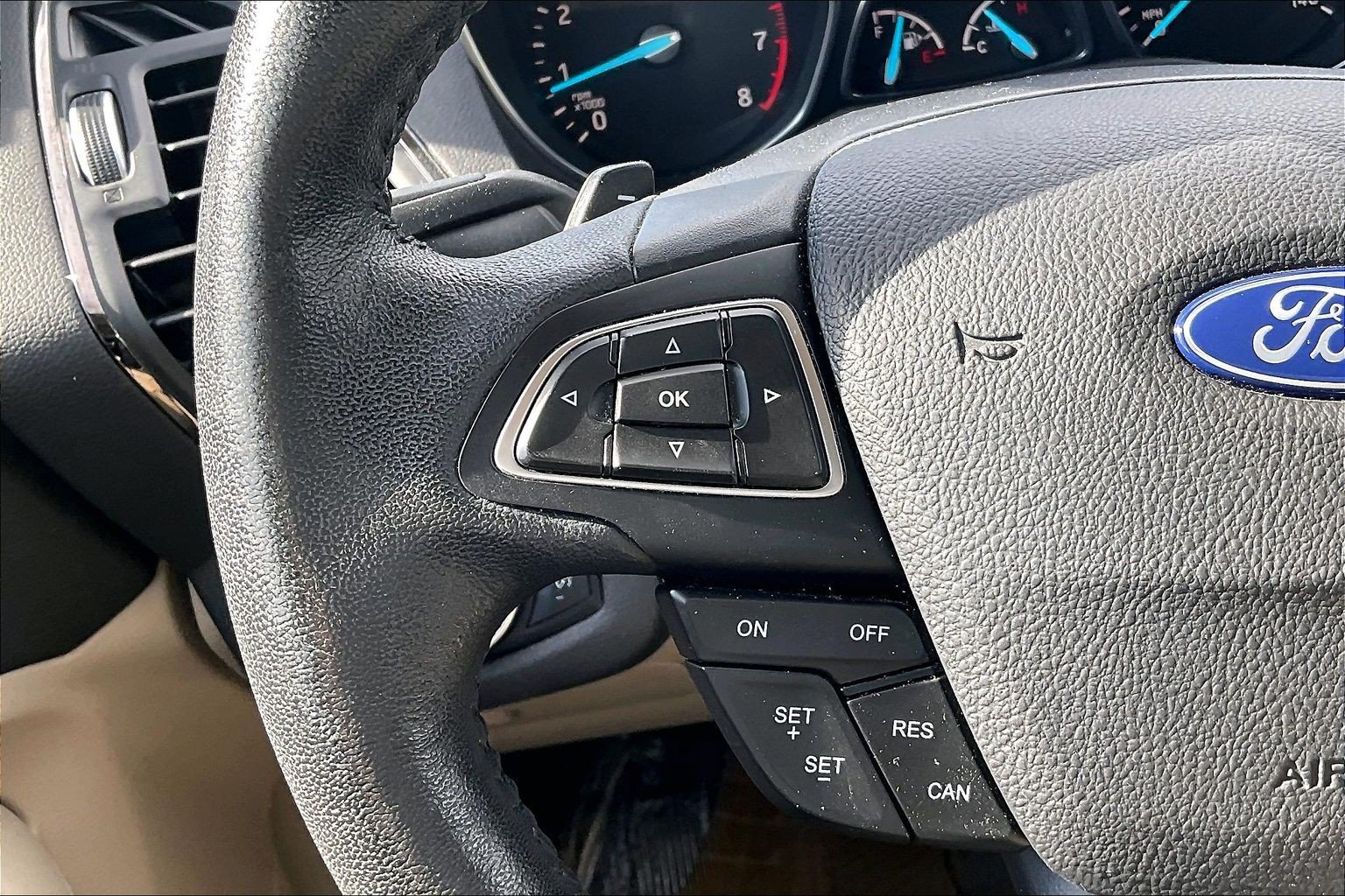 Certified 2017 Ford Escape Titanium AWD/4WD image 17