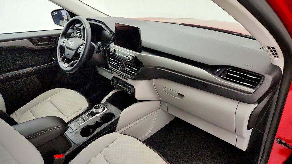 Used 2025 Ford Escape Active w/ Cold Weather Package image 22