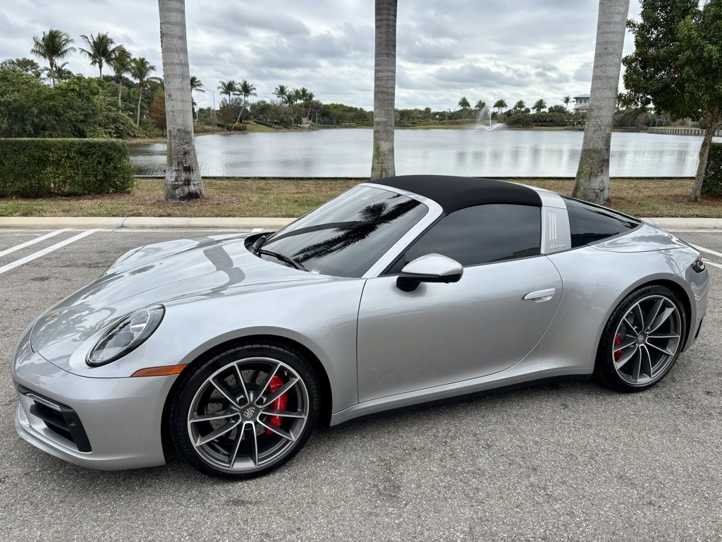 Used 2024 Porsche 911 Targa 4S image 2