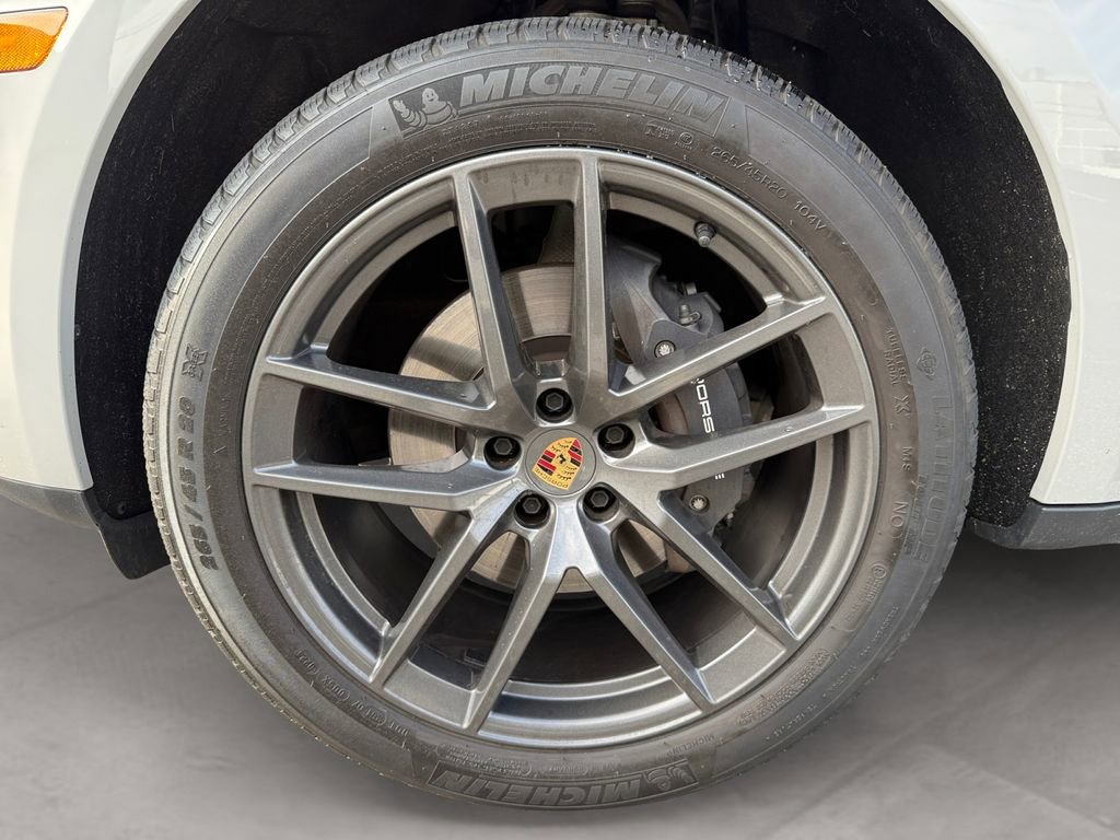 Used 2023 Porsche Macan Turbo AWD/4WD image 14