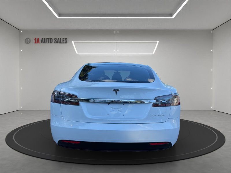 Used 2020 Tesla Model S Long Range image 4