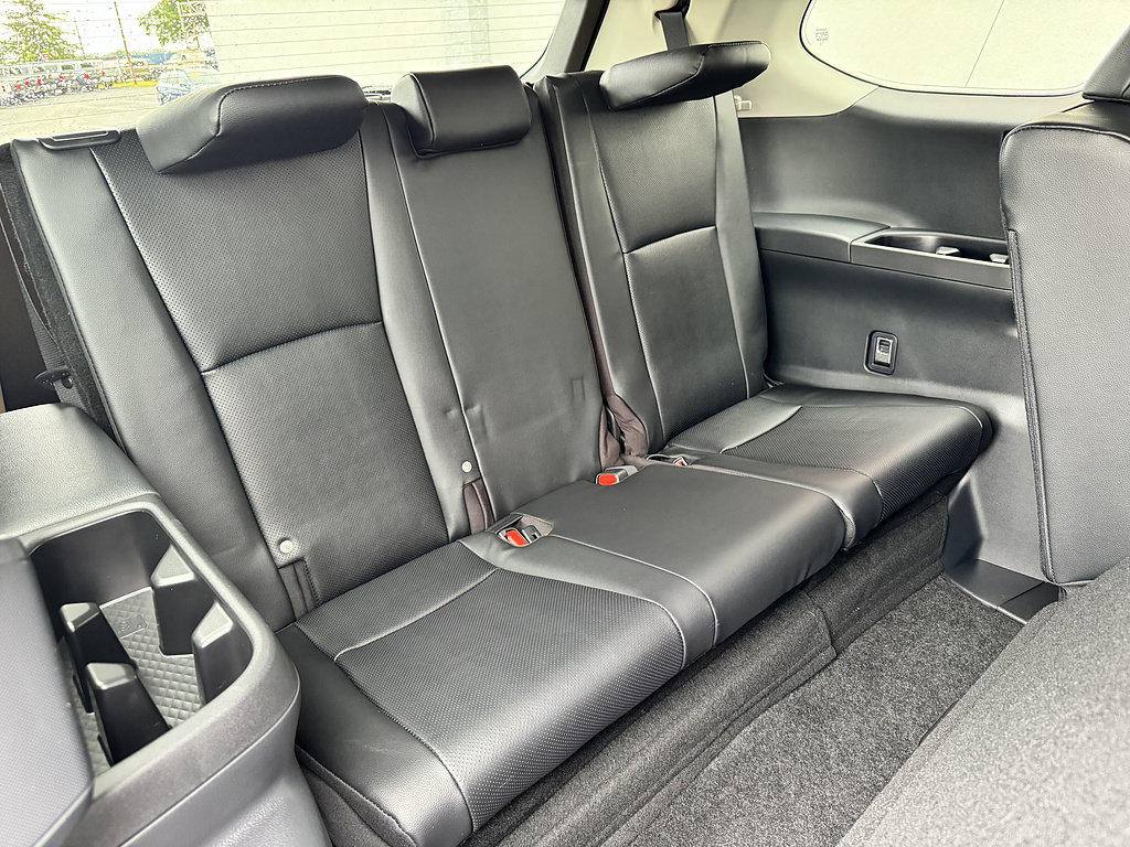 New 2026 Toyota Grand Highlander AWD image 12