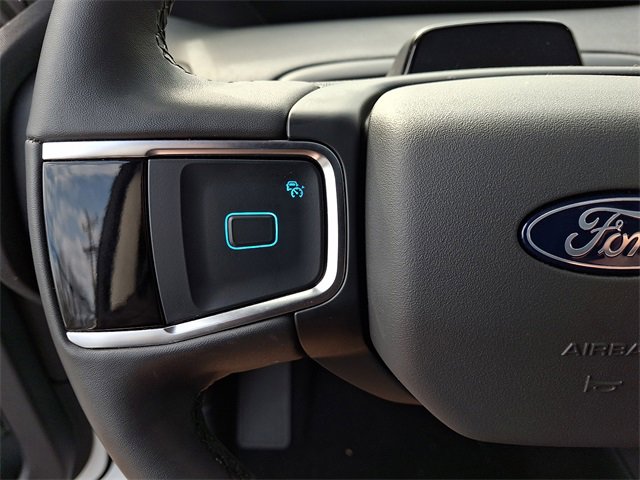 Used 2025 Ford Expedition Active image 22