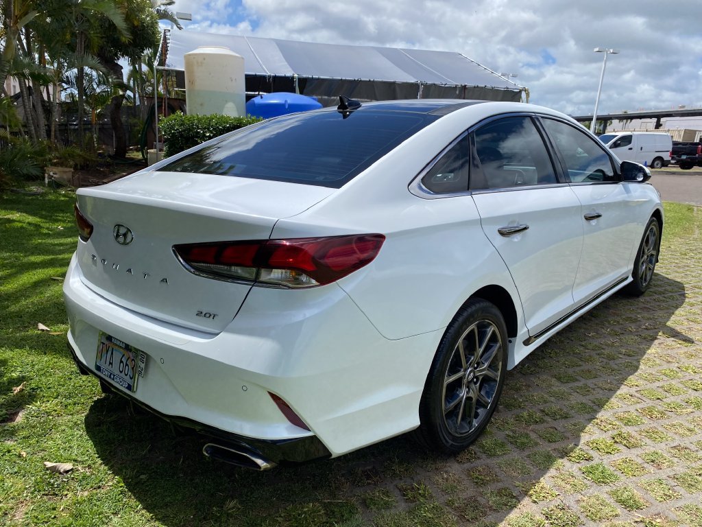 Used 2019 Hyundai Sonata Limited w/ Cargo Package FWD image 7