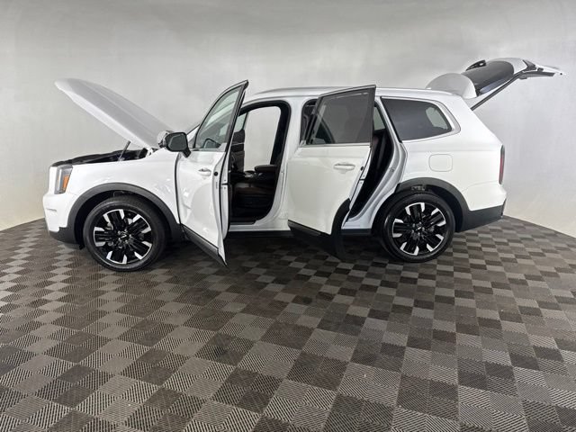 Certified 2024 Kia Telluride SX w/ Towing Package AWD/4WD image 11