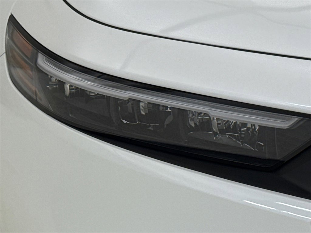 New 2025 Honda Accord SE image 4