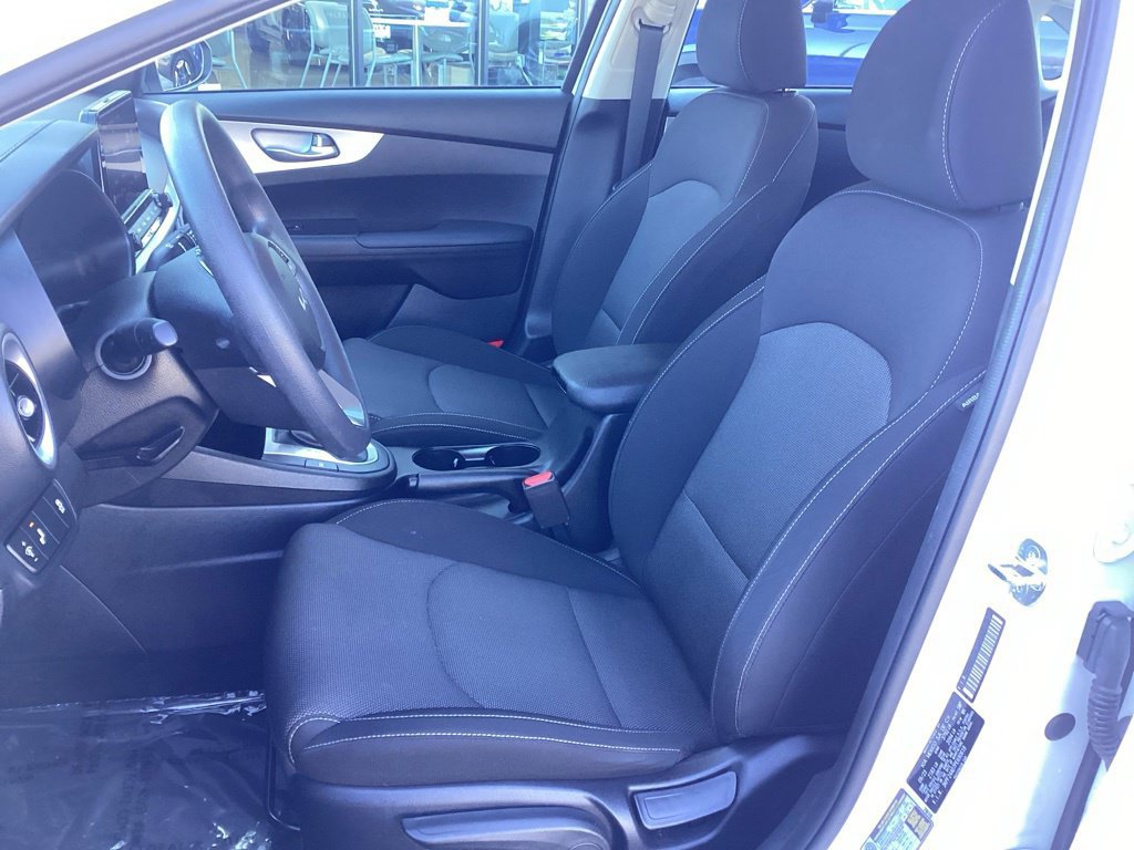 Used 2023 Kia Forte LXS w/ LXS Technology Package FWD image 14
