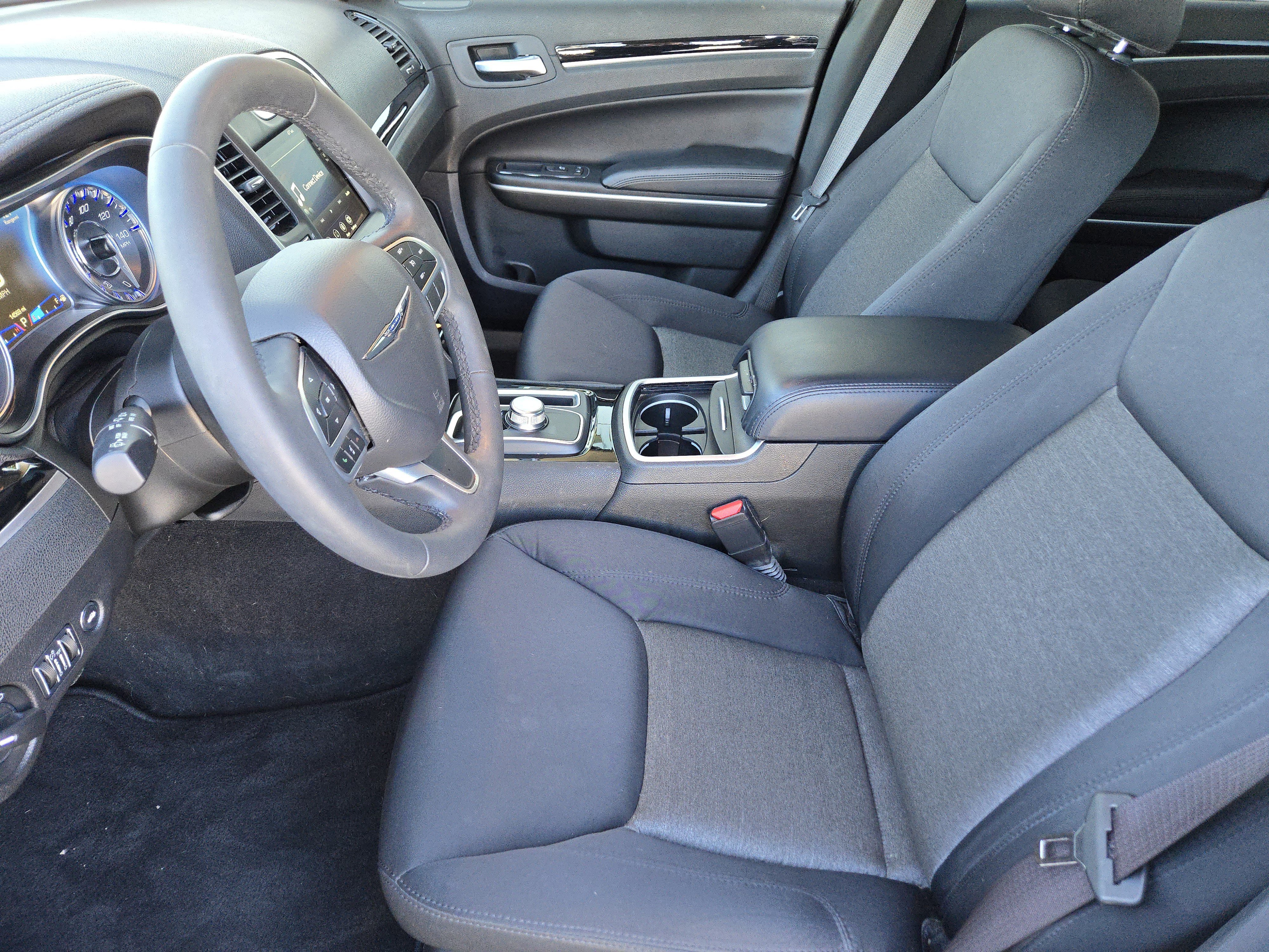 Used 2023 Chrysler 300 Touring w/ Sport Appearance Package image 13