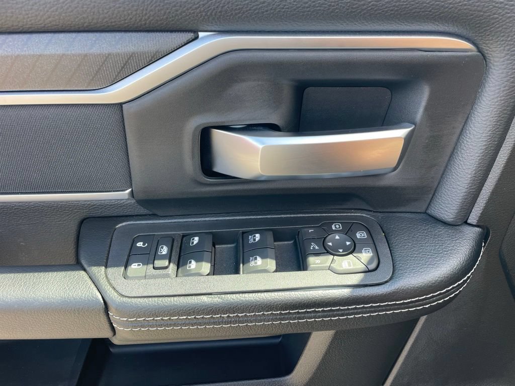New 2026 RAM 2500 Big Horn AWD/4WD image 23