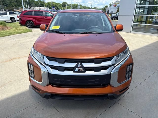 Used 2024 Mitsubishi Outlander Sport ES AWD/4WD image 2