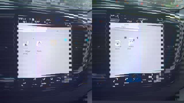 Used 2021 Chrysler Pacifica Touring-L image 19